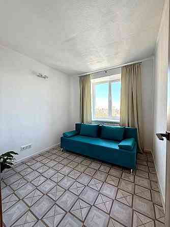 Продаж Квартира 1-кімнатна, 15/16 поверх на Повітряних сил вул., д. 11/15 Kiev