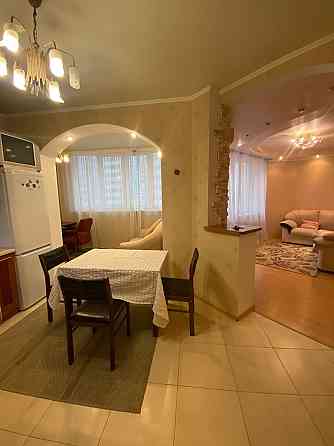 Оренда Квартира 1-кімнатна, 11/18 поверх на просп. Бажана, 10 Kiev