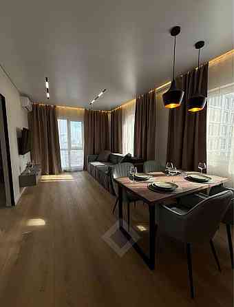 Продаж Квартира 1-кімнатна, 17/21 поверх на Максимовича Михайла вул., д. 24-Б Киев