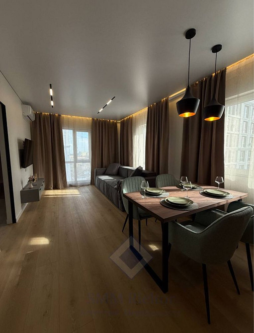 Продаж Квартира 1-кімнатна, 17/21 поверх на Максимовича Михайла вул., д. 24-Б Киев - изображение 1