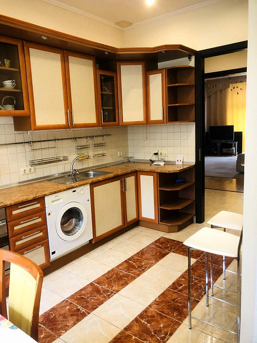 Продаж Квартира 2-кімнатна, 4/6 поверх на Банкова вул., д. 1/10 Kiev - photo 2