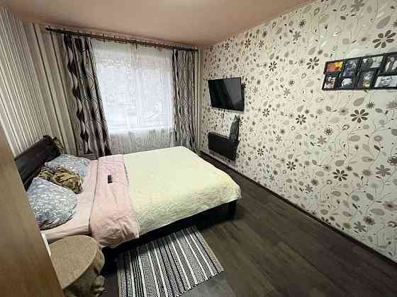 Продаж Квартира 3-кімнатна, 1/9 поверх на Янтарная ул., 79 Дніпро