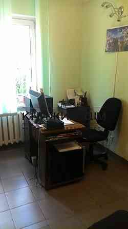 Продаж торгове приміщення на Урловская ул. поверх - 1/16 Київ