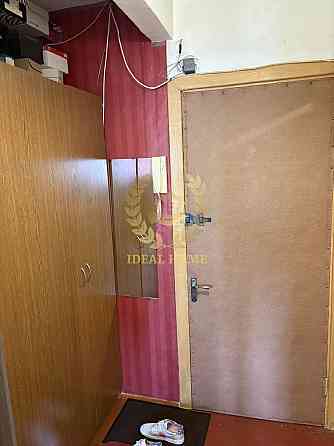 Продаж Квартира 1-кімнатна, 8/9 поверх на Воскресенский пр., 46/2 Киев