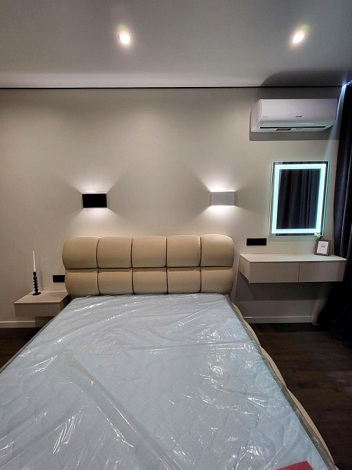 Продаж Квартира 3-кімнатна, 21/25 поверх на Олександра Олеся вул., д. 17 Київ - фото 3