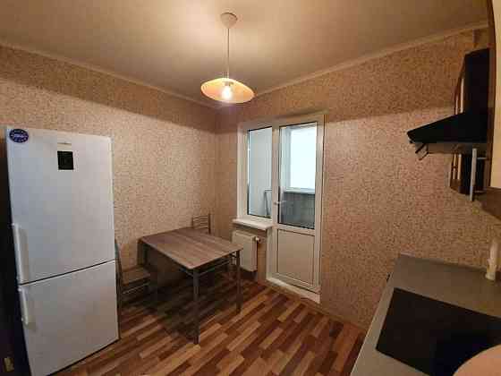 Оренда Квартира 1-кімнатна на Гмыри Бориса ул., 14 Київ