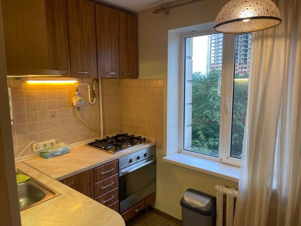 Оренда Квартира 1-кімнатна, 6/9 поверх на Багговутовская ул., 1а Київ - фото 1