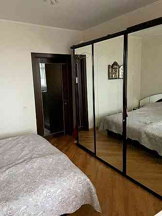 Продаж Квартира 3-кімнатна, 17/24 поверх на Чоколівський вул., д. 42-А Київ