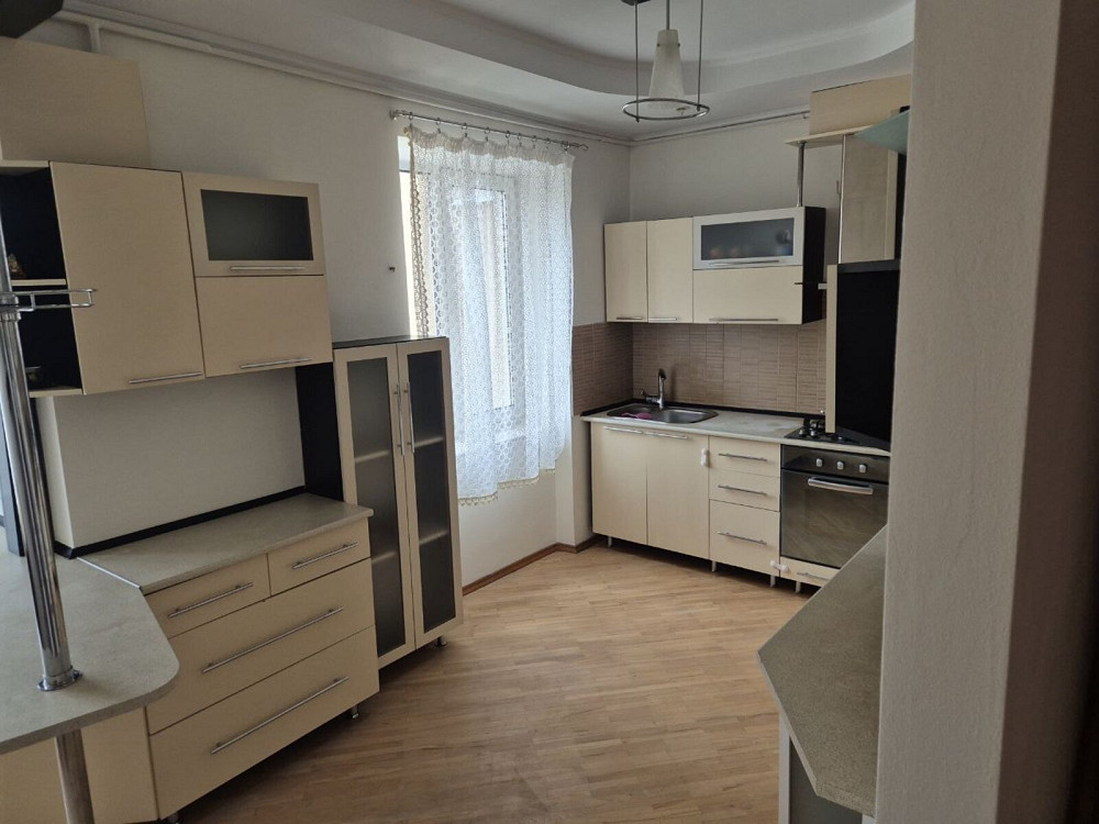 Оренда Квартира 3-кімнатна, 5/7 поверх на Південний б-р Ivano-Frankivs'k - photo 1