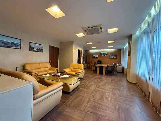 Оренда офісне приміщення на Литературная ул., 1а поверх - 1/19 Odessa