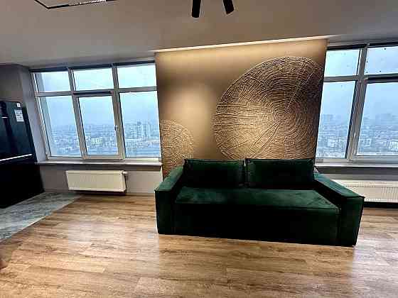 Продаж Квартира 2-кімнатна, 19/24 поверх на Євгенія Сверстюка вул., д. 6Д Київ