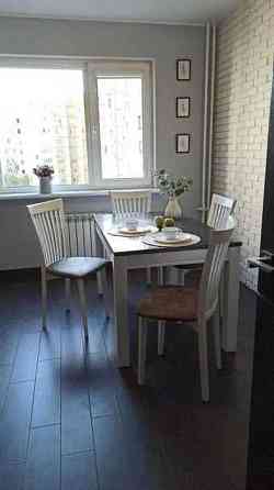 Оренда Квартира 3-кімнатна, 5/5 поверх на пр. Берестейский (пр. Победы), 73/1 Київ