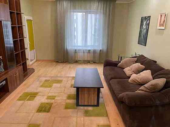 Оренда Квартира 2-кімнатна, 10/24 поверх на ул. Дмитриевская Kiev