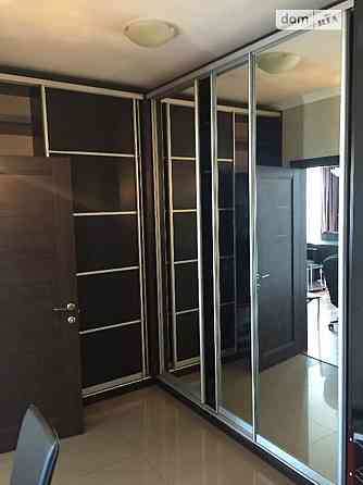 Оренда Квартира 1-кімнатна, 19/25 поверх на пр. Валерия Лобановского Kiev