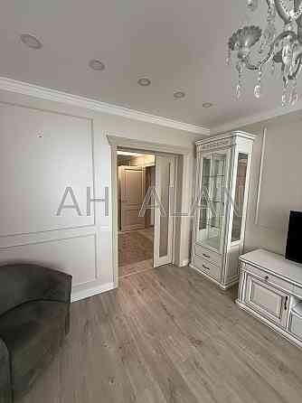 Оренда Будинок 3-кімнатний на Юлії Здановської вул., 36В Kiev