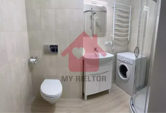 Оренда Квартира 1-кімнатна, 7/8 поверх на Собранецька Ужгород