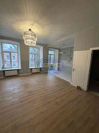 Продаж Квартира 2-кімнатна, 2/3 поверх на вул. Пушкінська Одеса