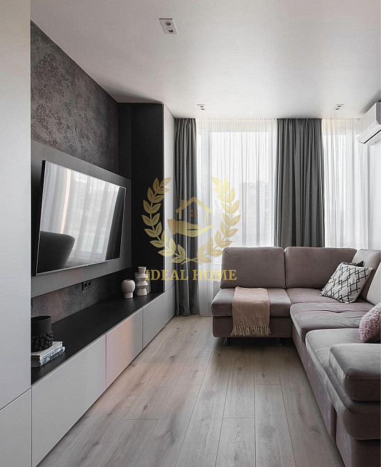 Стильна 2-кімнатна квартира з дизайнерським ремонтом в ЖК Comfort Town Київ - фото 8