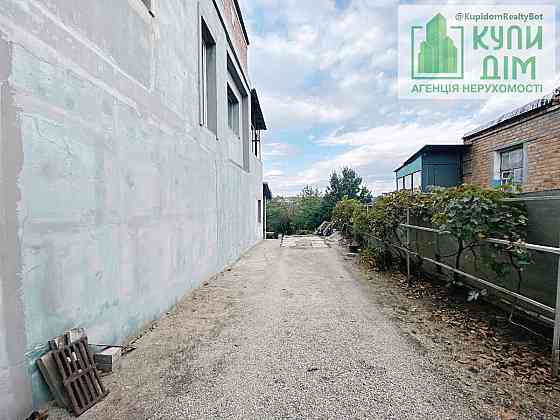 Продам сучасний будинок 250 м2+19 сот з/д на Біляєва. Кропивницький