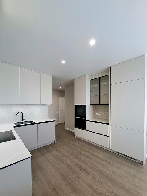 Продаж Квартира 2-кімнатна, 24/24 поверх на Повітряних сил вул., д. 56 Київ - фото 1