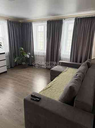 Продаж Будинок 4-кімнатний на вул. Робоча 