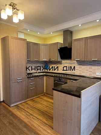 Оренда Квартира 2-кімнатна, 14/16 поверх на Петрицкого Анатолия ул. Kiev