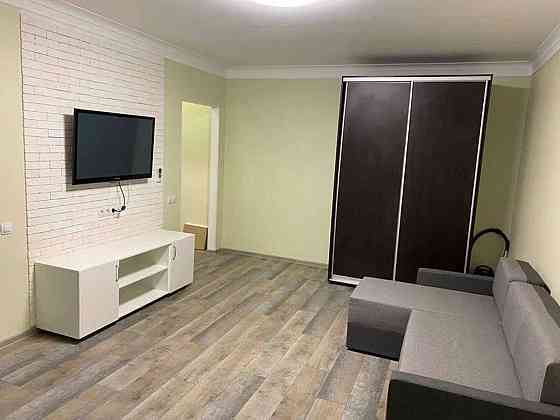 Оренда Квартира 1-кімнатна, 5/5 поверх на ул. Краковская Kiev