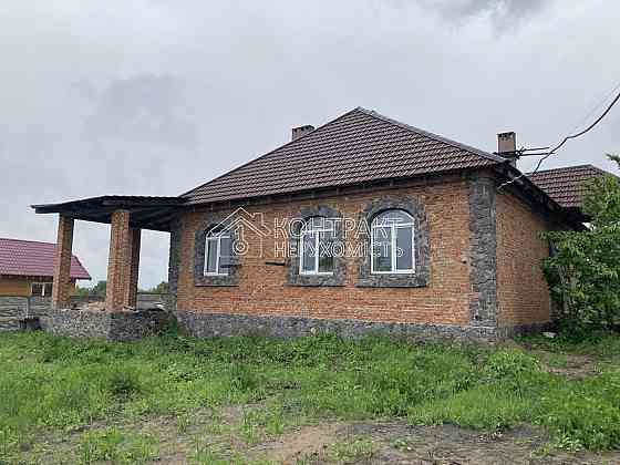 Продаж Будинок 5-кімнатний на вул. Нова 