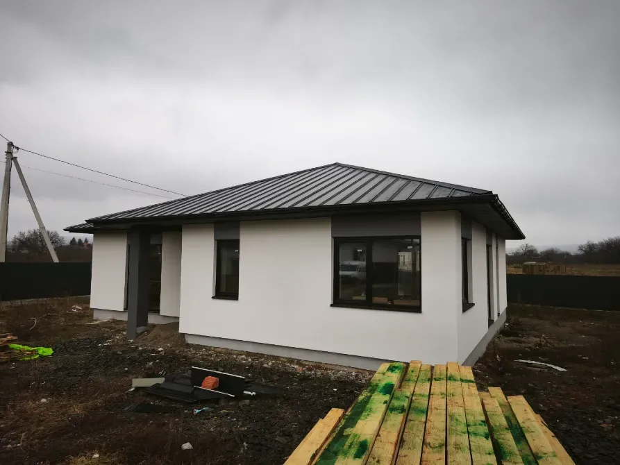 For sale 1-storey House with land 6.5 ares 150 sq.m 4 rooms at Хорвацька Uzhhorod - photo 1