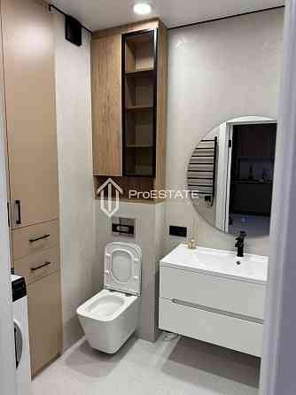 Продаж Квартира 1-кімнатна, 2/20 поверх на вул. Олександра Олеся Kiev