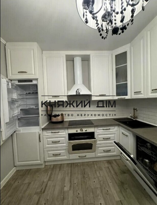 Оренда Квартира 2-кімнатна, 15/20 поверх на Светлая ул. Kiev - photo 1