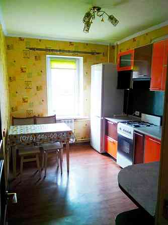 Оренда Квартира 2-кімнатна, 5/10 поверх на Ревуцького, 8 Київ