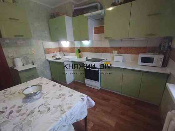 Продаж Квартира 2-кімнатна, 23/25 поверх на Урловская ул. Киев