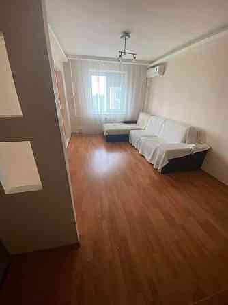 Продаж Квартира 3-кімнатна, 6/10 поверх на Холодильная ул., 79 Днепр