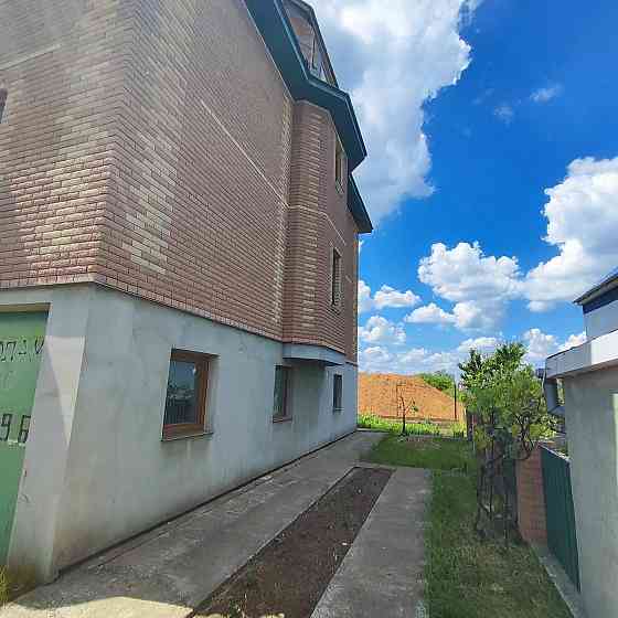 Продам дом в Нерубайском  вблизи Хаджибеевского лимана. Нерубайське