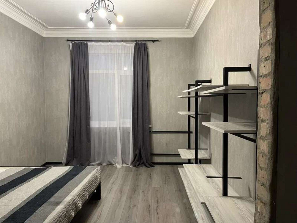 Оренда Квартира 1-кімнатна, 1/5 поверх на Гагарина ул., 2/35 Київ - фото 1