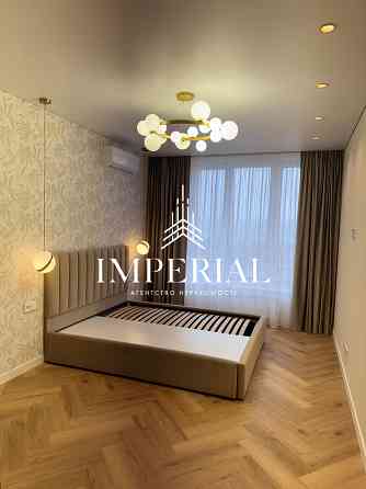 Продаж Квартира 1-кімнатна, 16/25 поверх на вул. просп. Степана Бандери Киев