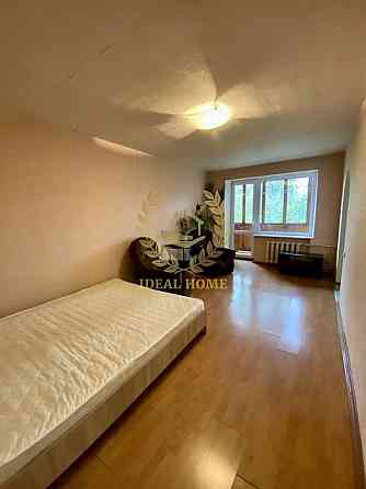 Продаж Квартира 1-кімнатна на Туполева Академика ул., 15Е Київ