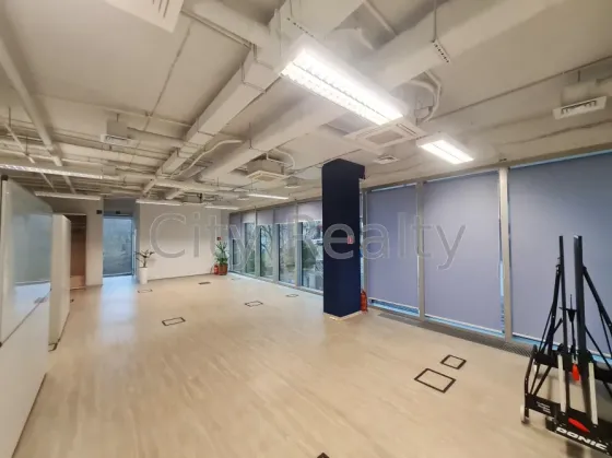 Сдаётся Офисные помещения площадь 740.2 кв.м 2-й этаж Киев Лейпизька 15 Киев