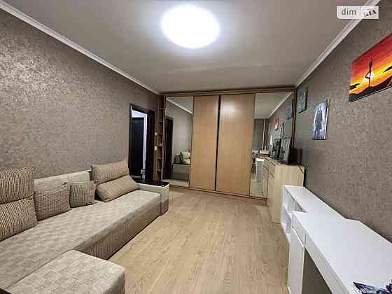 Оренда Квартира 1-кімнатна, 14/16 поверх на вул. Тростянецька, 5Б Київ