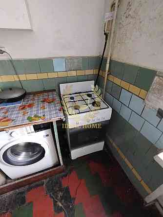 Продаж Квартира 1-кімнатна на Космонавта Поповича ул., 10А Киев