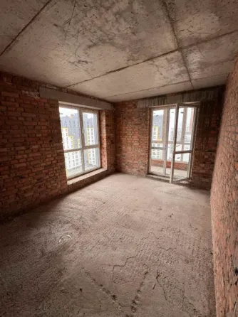 For sale 3-room Apartment 77 sq.m залізнична 9 Б L'viv