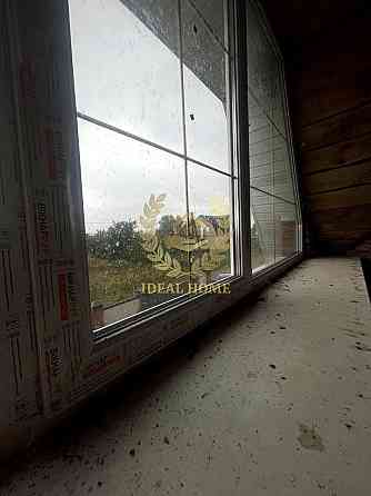 Продаж Будинок 6-кімнатний на Старосельская ул., 23 