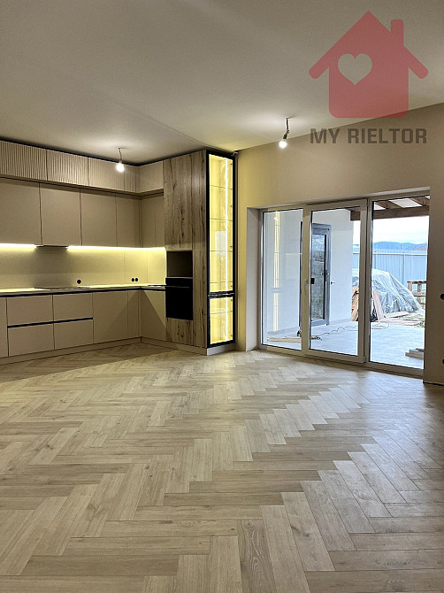 Продаж Будинок  - фото 1