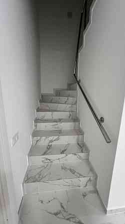 Оренда 2-поверховий Будинок з ділянкою 4 сот 98 кв.м 2 кімн. на Гайдамацька вул. Запитів