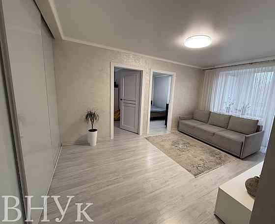 Продаж Квартира 4-кімнатна, 3/5 поверх на Потебні Луцьк