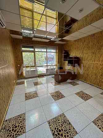 Оренда Будинок 6-кімнатний на Оболонська набережна вул., 15, корп. 4 Киев