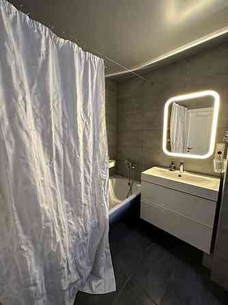 Оренда Квартира 2-кімнатна, 14/16 поверх на Вишняковская ул., 8А Kiev