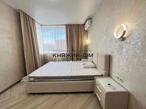 Оренда Квартира 2-кімнатна, 21/25 поверх на вул. Мильчакова Александра ул./Всеволода Нестайка Київ