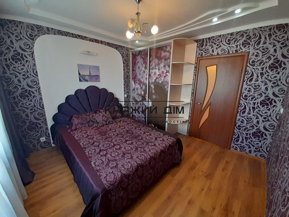 Продаж 3-кімнатної квартири на Оболоні, метро Героїв Дніпра. № 21141807 Київ - фото 1